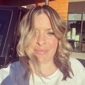 Meet your Posher, Denise